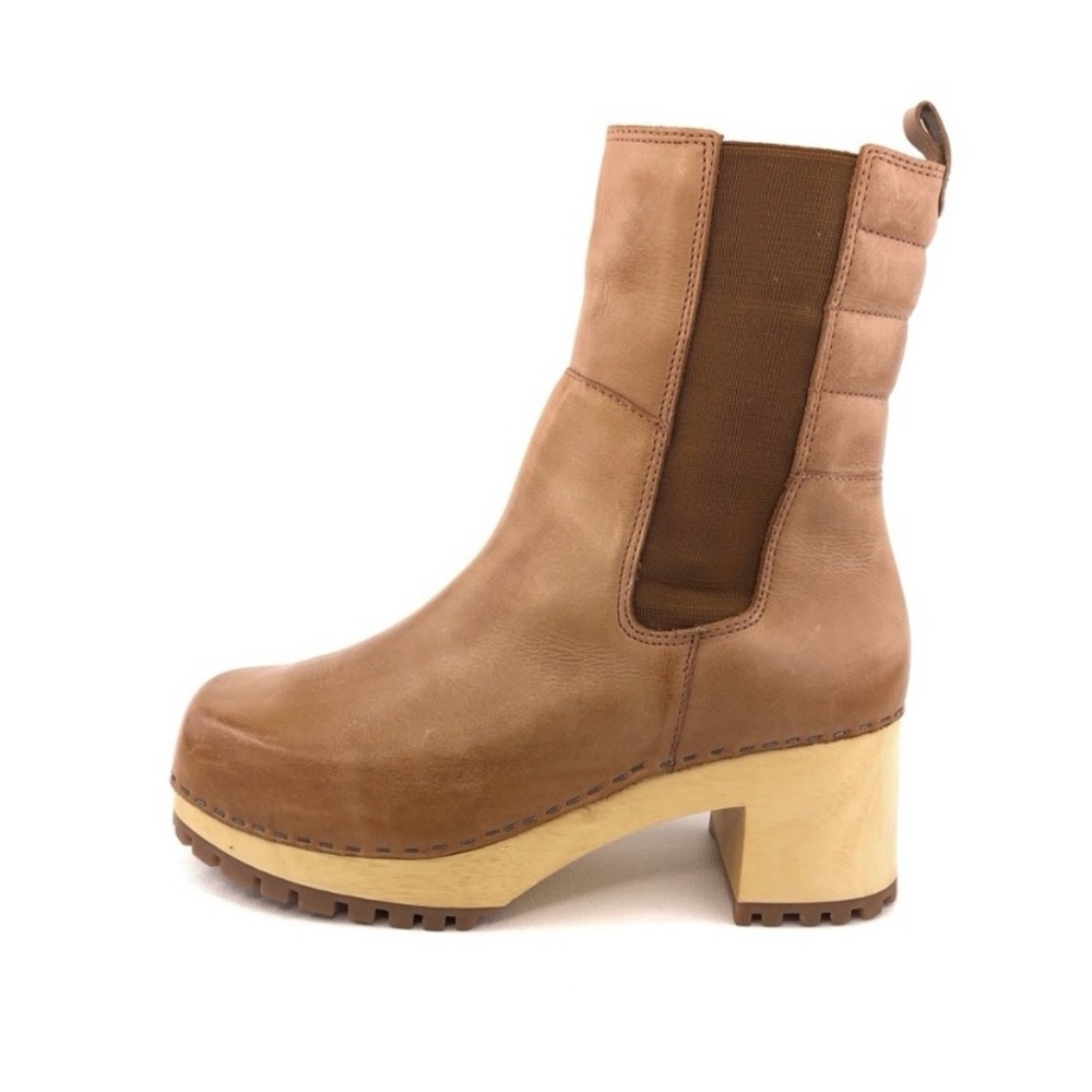Mia Justina Tan Leather Pull on Clog Boots 10 M
